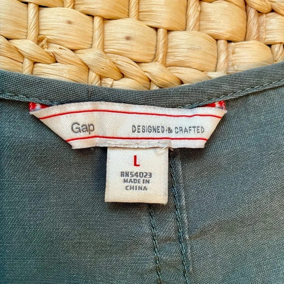 GAP Tencel Shirttail Dress Lightweight Relaxed Fit Pocketed Size L Casual Comfy - Picture 4 of 6